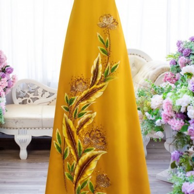 Lan Kết Ngực